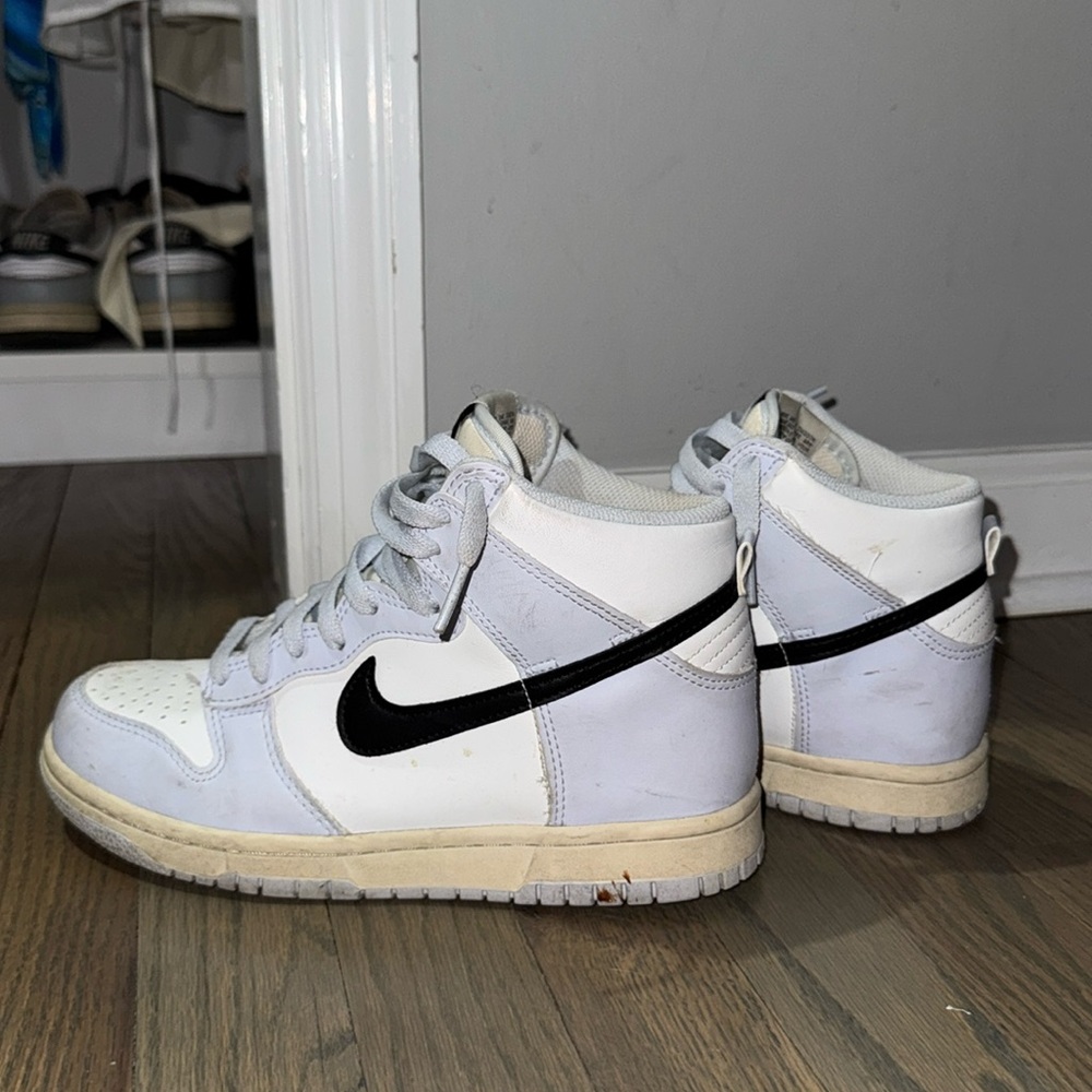 High top Nike Dunks